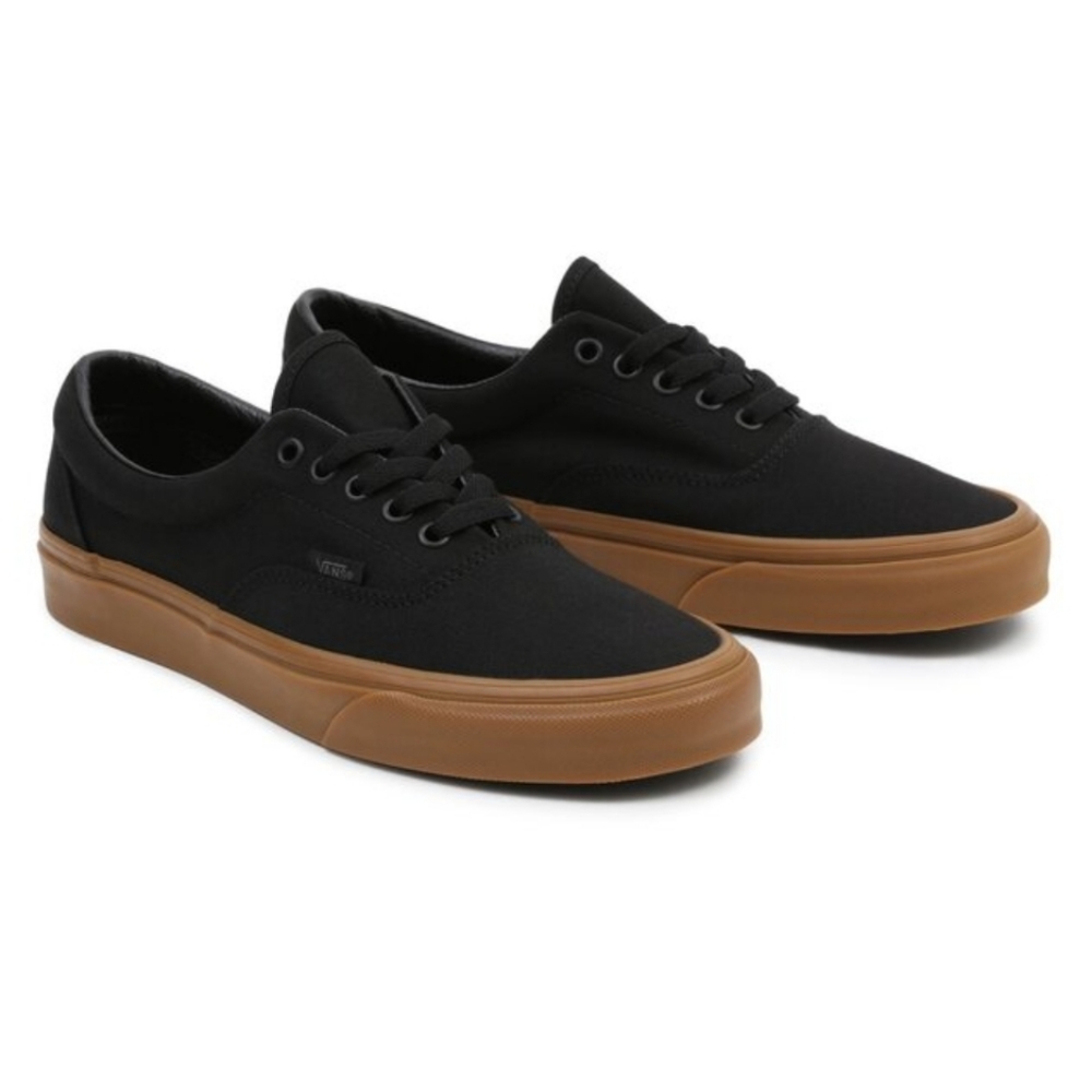 VANS - UNISEX ERA SHOES IN BLACK/CLASSIC GUM MEN'S SIZE 9 WOMEN'S SIZE 10.5